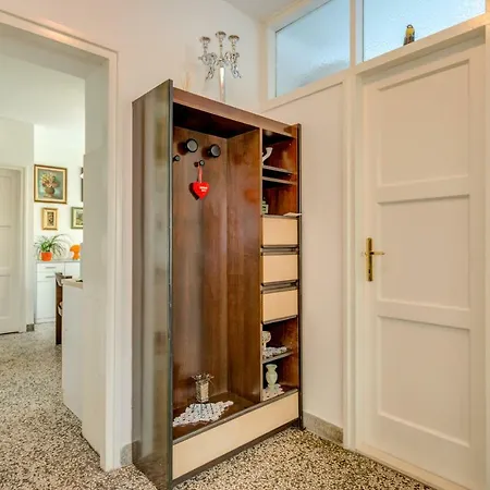 Grdelin アパート スプリト